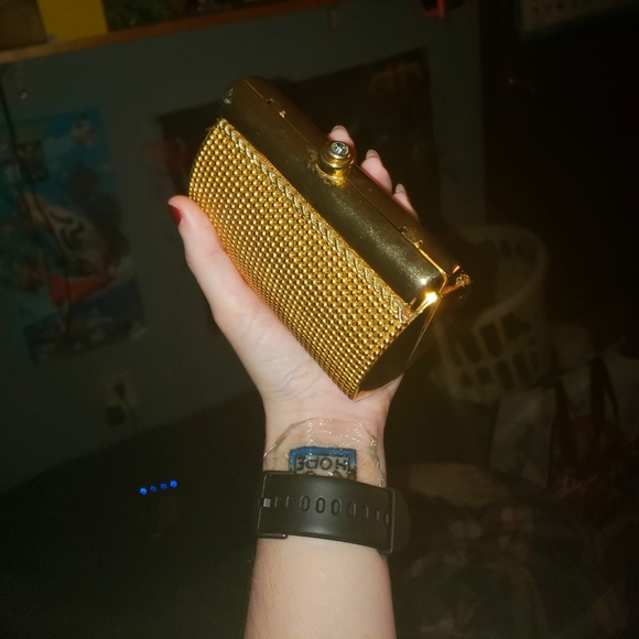 Mini Gold Purse - Picture 8 of 12